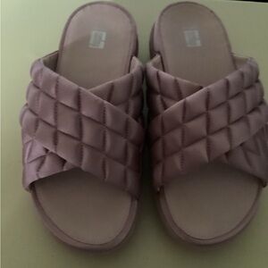Fitflop Quilted Slide Sandals - Light Pink